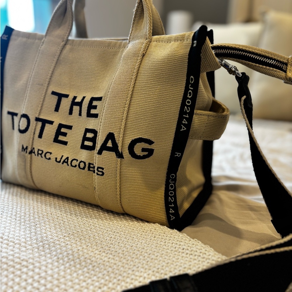 Marc Jacobs Cream and Black Tote Bag